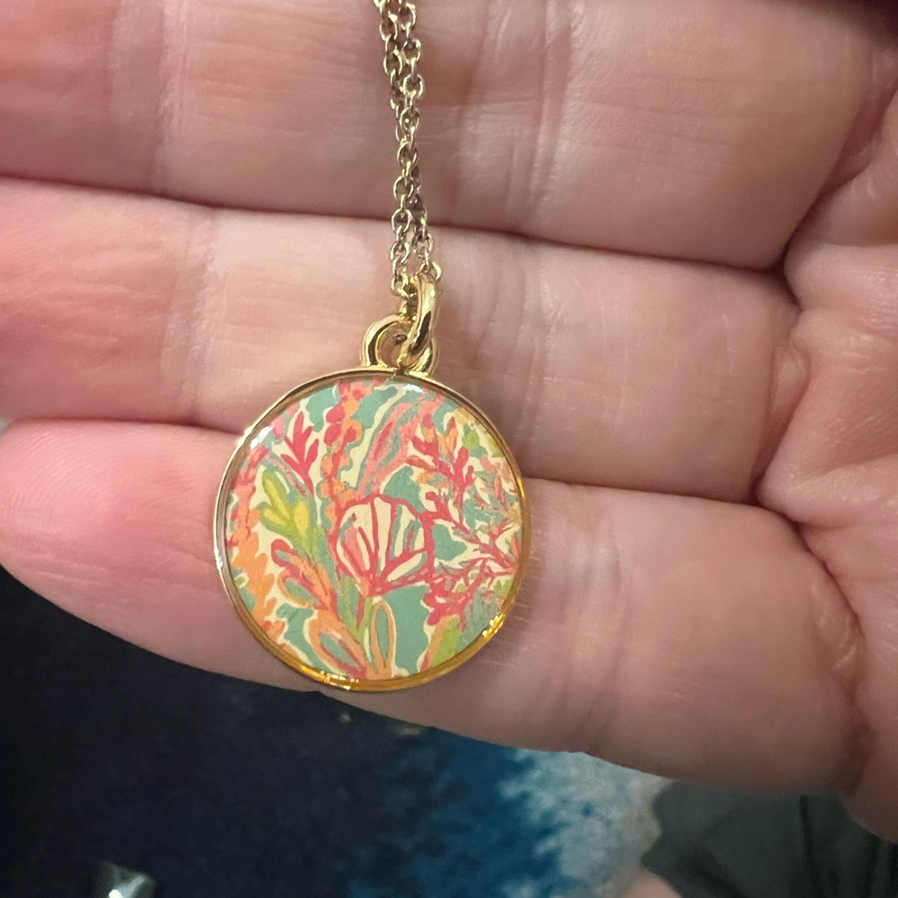 GWP necklace